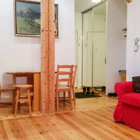 Apartament * 格丁尼亚